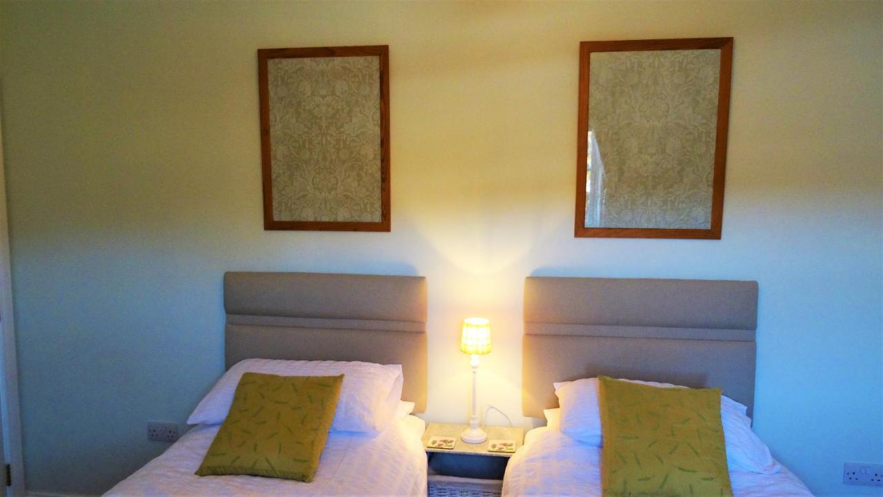 Bed and Breakfast Bracadale House Port na Long Экстерьер фото